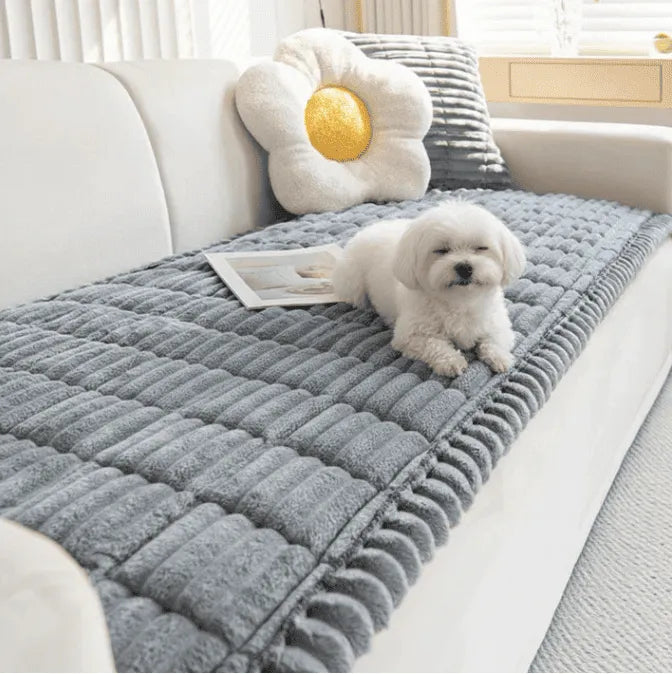 Homelya® Plush Quilted Non-Slip Pet Sofa Protector
